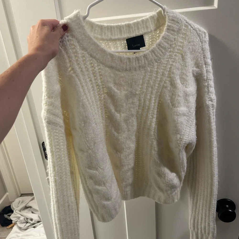 White sweater - Picture 2 of 2